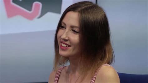 Alena Makeeva: Wer ist die Frau, die die „Row Zero“ bei。